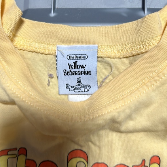 Like new The Beatles Yellow Submarine T-shirt, Nothing is Real, size small - Picture 2 of 4